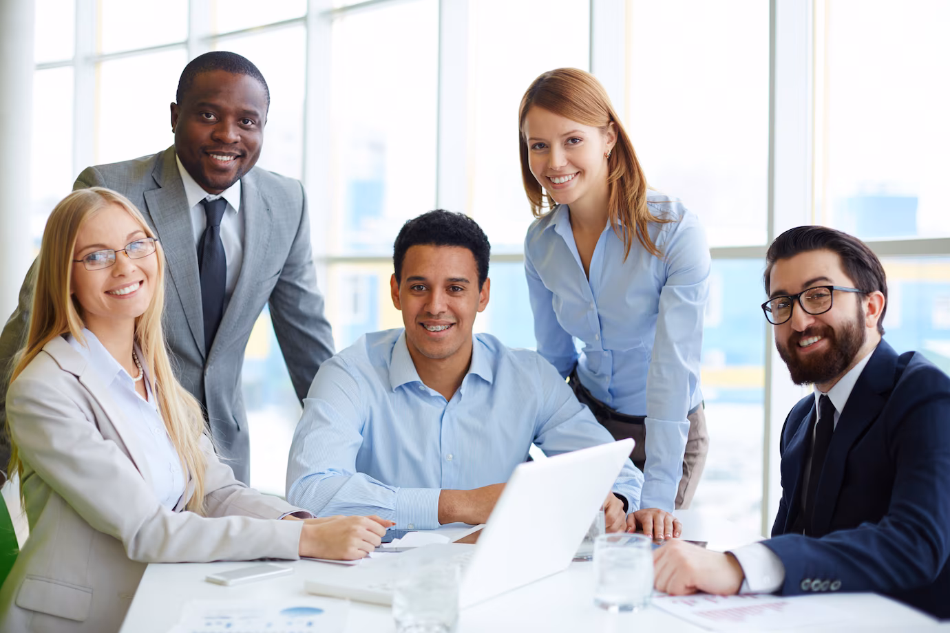 MS Financement et son équipe d'experts sont là pour répondre à vos questions. Qu'il s'agisse d'une recherche de crédit professionnel pour l'achat d'un fonds de commerce ou d'un financement immobilier pro, même sans apport, interrogez nous.